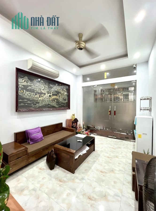 Bán nhà Cầu Giấy ,nhà phố Cầu Giấy ,38m2X4 tầng , giá 6 tỷ