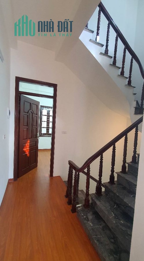 Bán nhà Cầu Giấy ,nhà phố Trần Thái Tông 40m2X4 tầng  5,45tỷ