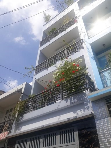 Bán nhà HXH đường Cao Thắng, Quận 10 (6.5x16m), trệt 3 lầu ST, giá 17.9 tỷ TL