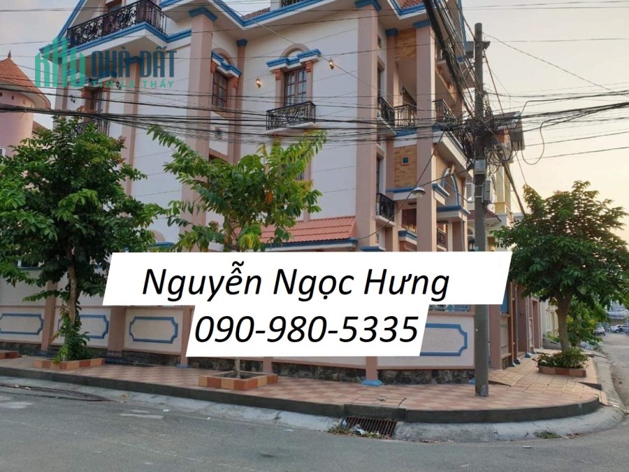 Nhà Đường Nguyễn Văn Quỳ, Phường Bình Thuận, Diện tích: 400m2. Kết cấu: Biệt thự, Q7. Giá: 30 tỉ