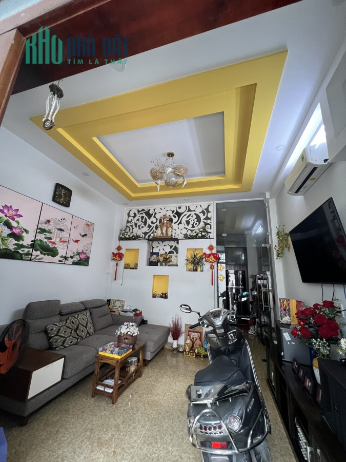 Nhà mặt tiền đường Chu văn An hiệp phú diện tích 52 đúc 2 lầu khu vip