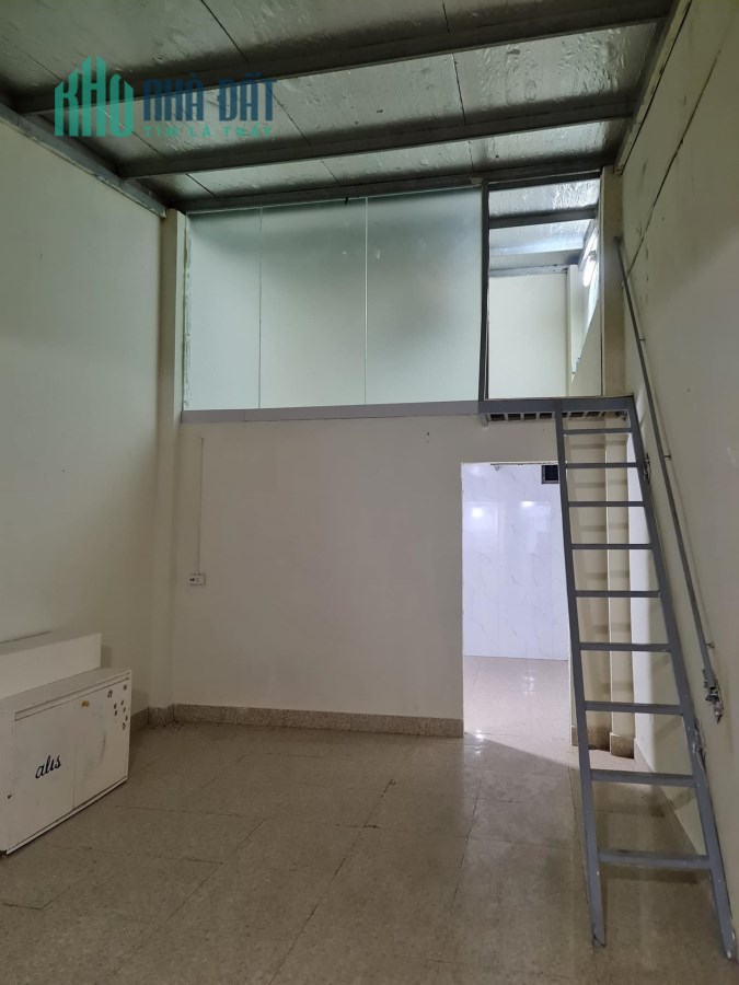 LẠC THỊ -NGỌC HỒI 40M NHÀ C4 -GIÁ 1,45 TỶ - Ô TÔ ĐỖ  - CHÍNH CHỦ BÁN +ĐƯỜNG TRƯỚC NHÀ RỘNG 3M.