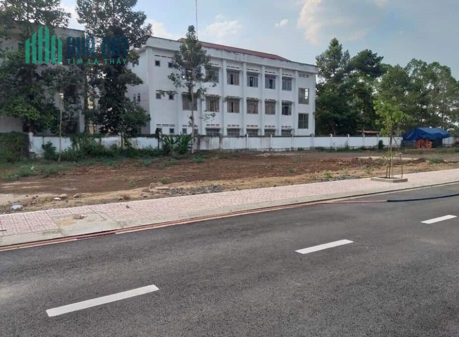 BÁN 142M2 ĐẤT THỔ CƯ GẦN HƯƠNG LỘ 10, ĐI SÂN BAY LONG THÀNH.