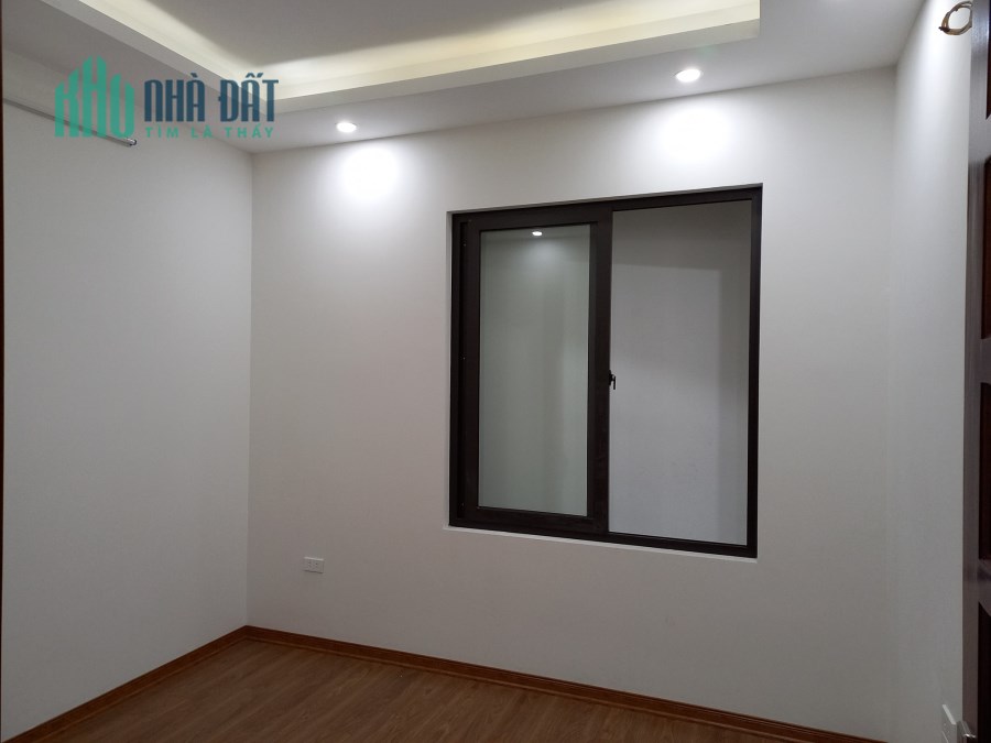 Bán gấp nhà vân canh hoài đức 30m2 3 tỷ 05 MT 4.1 nở hậu ôtô cửa .