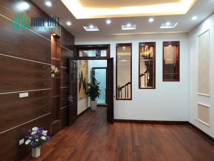 BÁN NHÀ PHÙNG CHÍ KIÊN, CẦU GIẤY VỊ TRÍ ĐẮC ĐỊA, 51M2, 10 TỶ