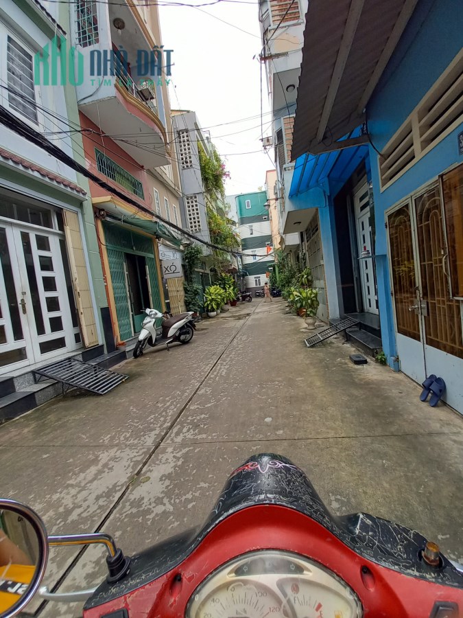 NHÀ ĐẸP, TRUNG TÂM Q1, HXH, GẦN MẶT TIỀN ĐƯỜNG LỚN, NỞ HẬU GIÁ CHỈ 4.X TỶ