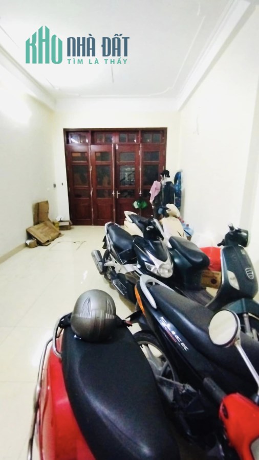 🗺️🏛️BÁN LIỀN KỀ PHÂN LÔ TẠI MẬU LƯƠNG 50m 5 Tầng Mt 4m PHÂN LÔ, Ô TÔ TRÁNH