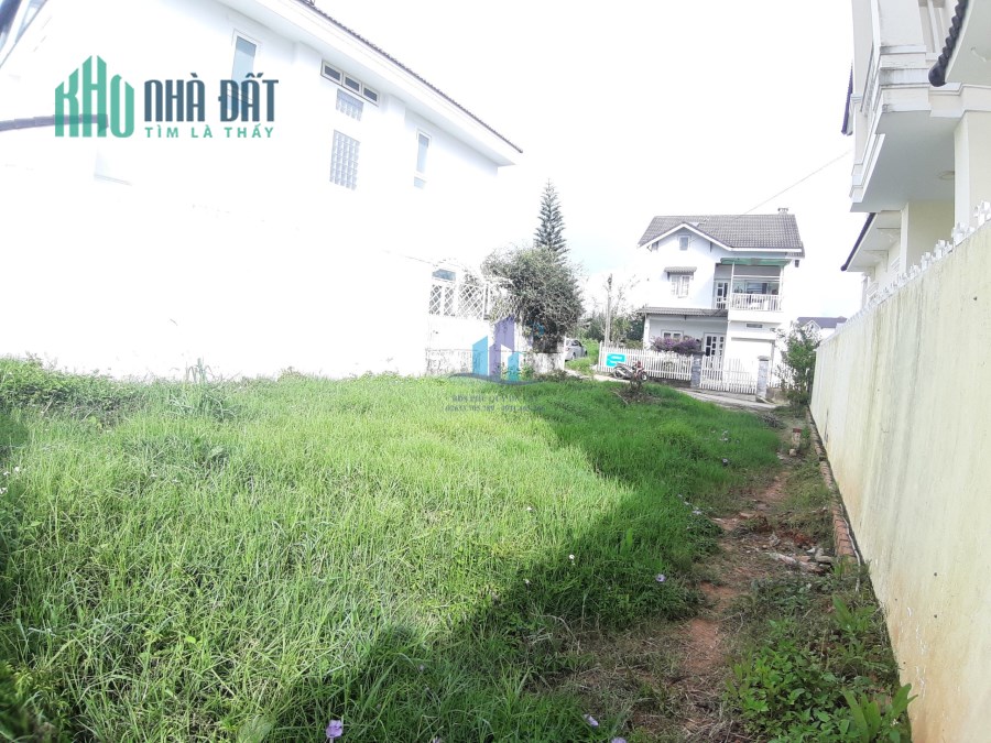 Đất Ngô Tất Tố - phường 8-tp. Đà Lạt .