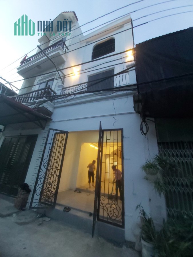 Bán nhanh căn nhà tại Từ Sơn - Bắc Ninh, diện tích 48m2, gần UBND phường Hương Mạc