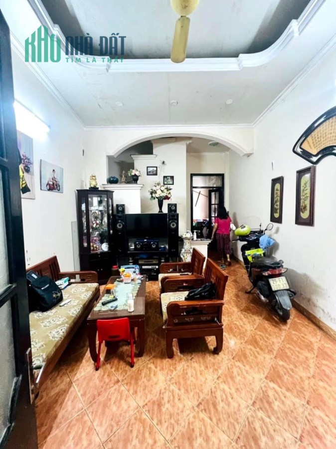 Bán nhà siêu đẹp Đội Cấn, Ba Đình, 45 m, 4 tầng, nhỉnh 4 tỷ, nhà đẹp ở luôn.