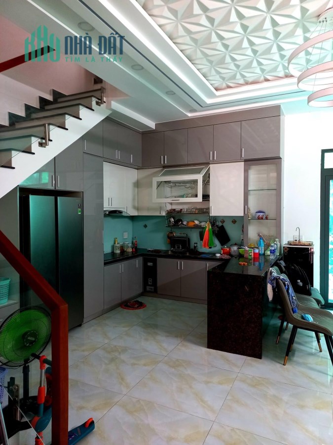 Hiếm!!! Nhà Hồ Thị Kỷ 5 tầng 64m2 chỉ 10tỷ2