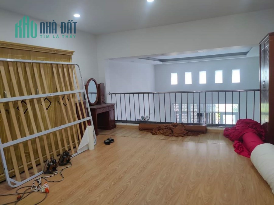 Bán Nhà Trường Chinh, Gần Sân Bay, 73M2, Ngang Khủng 5M, Nhỉnh 5 Tỷ Thương Lượng.