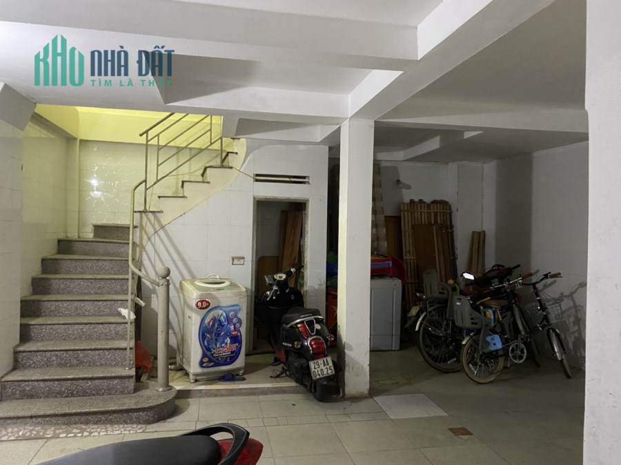 Chủ cần bán căn nhà rộng gần 100m2 vừa ở vừa kinh doanh , lợi nhuận đều đặn hàng tháng