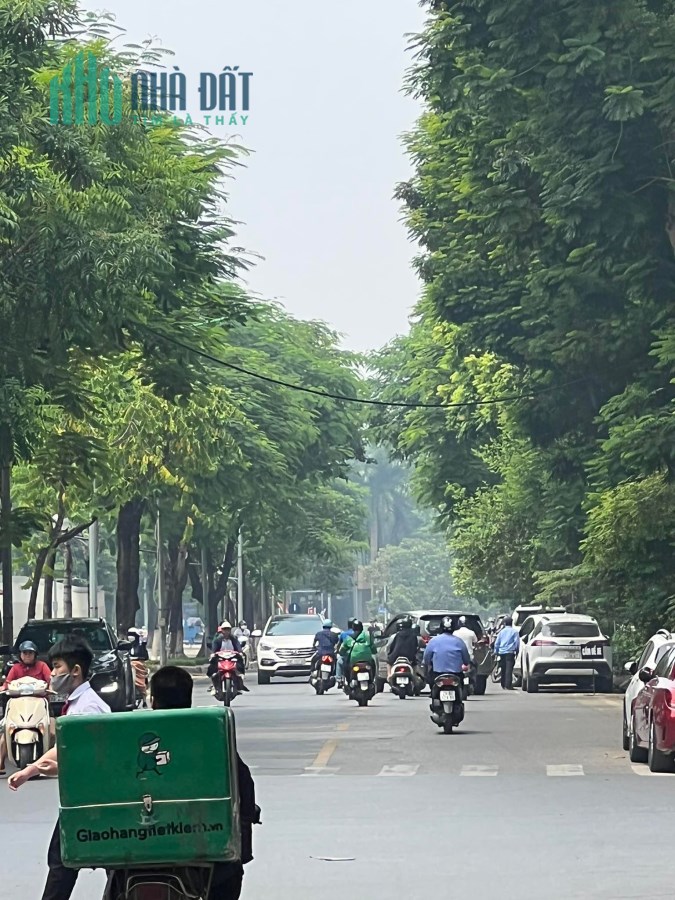 Bán nhà mặt phố Nghĩa Tân, Cầu Giấy: 134m, MT: 7m, kinh doanh: Giá: 9 tỷ. 0944828386