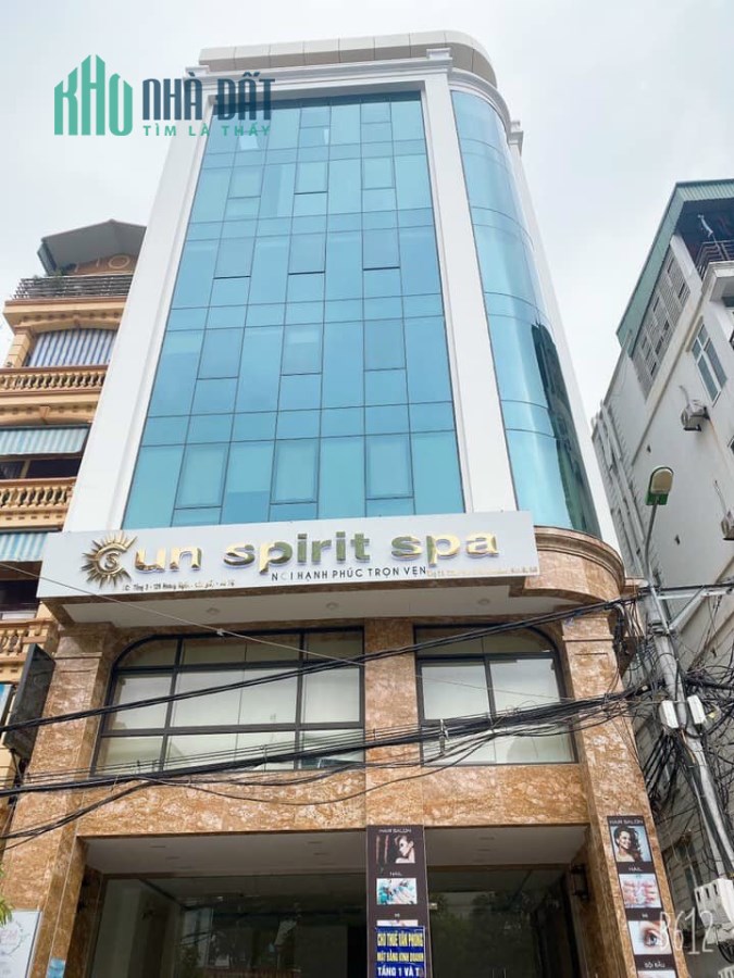 Cần cho thuê nhanh tòa nhà 8 tầng phố Nguyễn Khánh Toàn- Đào Tấn- Quan Hoa 200m2