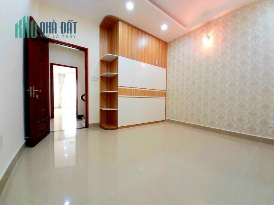 Bán nhà hẻm đường Bạch Đằng, phường 25, quận Bình Thạnh, giá 10 tỷ, 44m2.