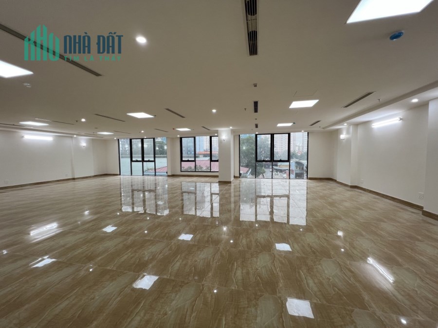 Bán nhanh tòa văn phòng vip 9 tầng phố Tôn Đức Thắng 185m²MT 8,5m. Giá 140 tỷ
