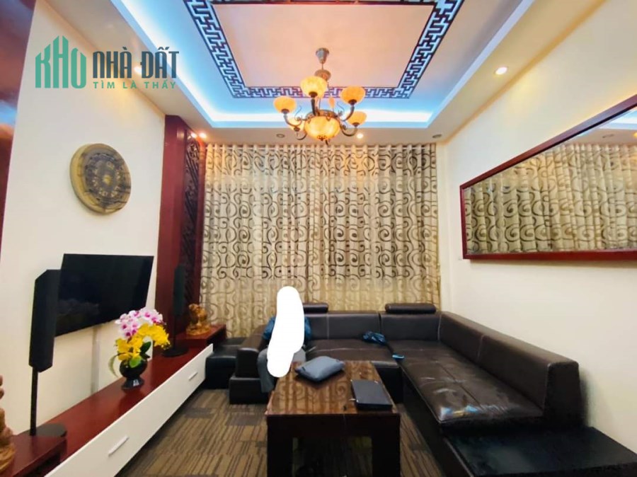 Bán nhà Mỹ Đình,gần ô tô,tặng full nội thất,DT 60m,5 tầng,nhỉnh 5 tỷ.