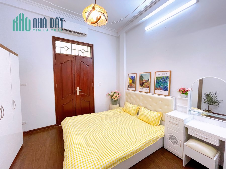 Bán toà nhà chung cư mini ngõ 136 Chùa Láng, Đống Đa, 9 phòng full đồ,  nhỉnh 5 tỷ.