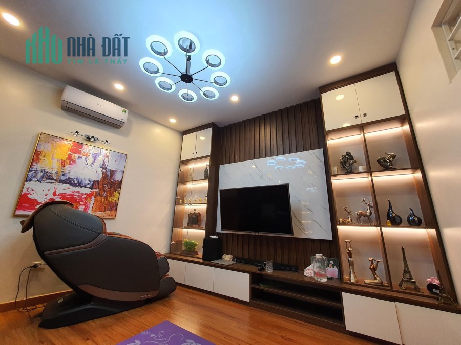 Bán nhanh nhà Minh Khai 60m2, 5.5 MT chỉ tầm 9 tỷ