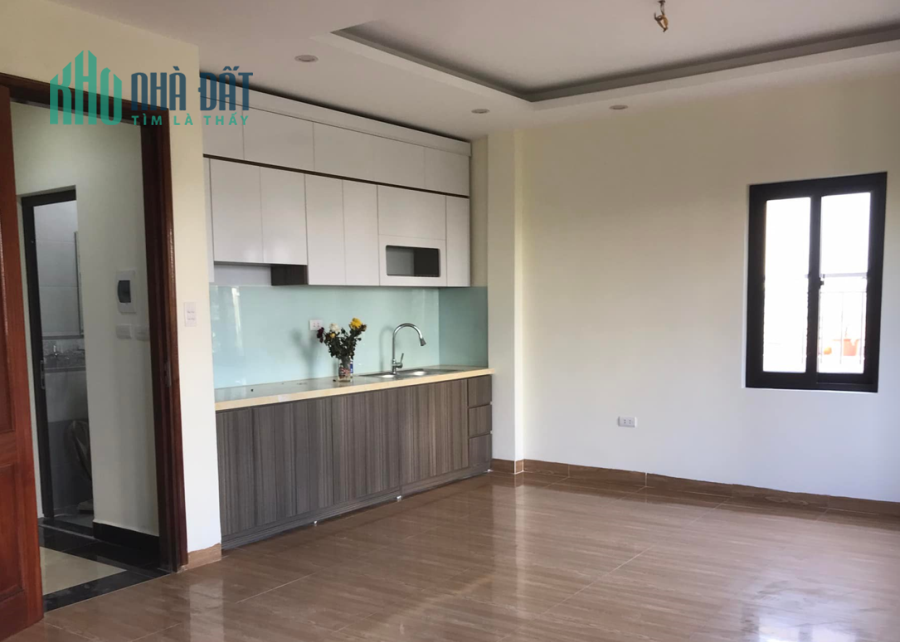 Ngõ ô tô tránh, mặt tiền lớn ô tô vào nhà, Di trạch 35m2 5T 3 tỷ 05.