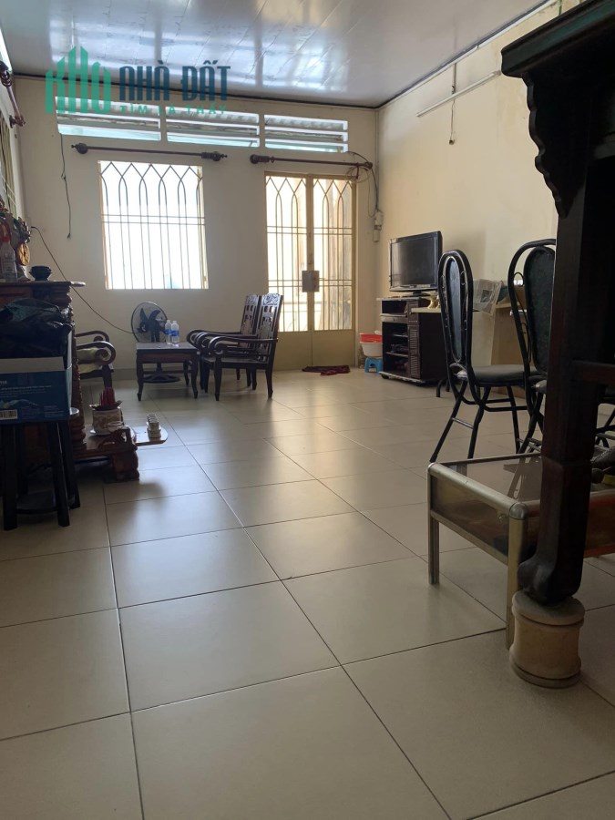 Hẻm XE HƠI Luỹ Bán Bích Thoại Ngọc Hầu Gần Hoà Bình Đầm Sen