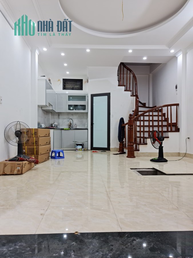 🗺️🏛️BÁN NHÀ QUỐC TỬ GIÁM, ĐỐNG ĐA PHÂN LÔ 31m * 5 Tầng * Mt 4,38m