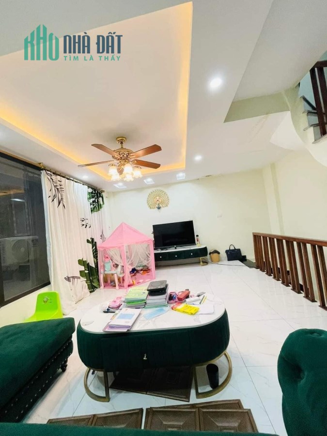 Chỉ 3 tỷ hơn có ngay căn nhà tại Mễ Trì, tiện ích xung quanh ngập tràn