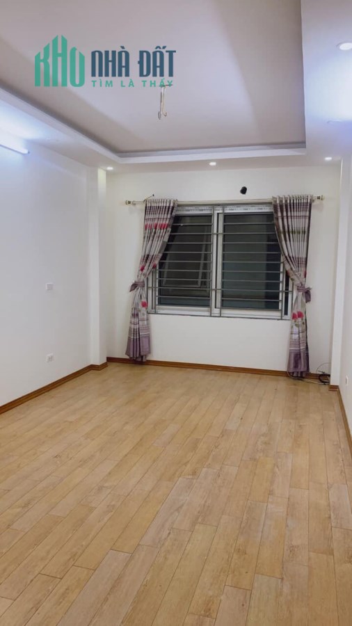 Căn nhà 5 tầng tại Mỹ Đình, 2 mặt thoáng có thể vừa ở vừa cho thuê