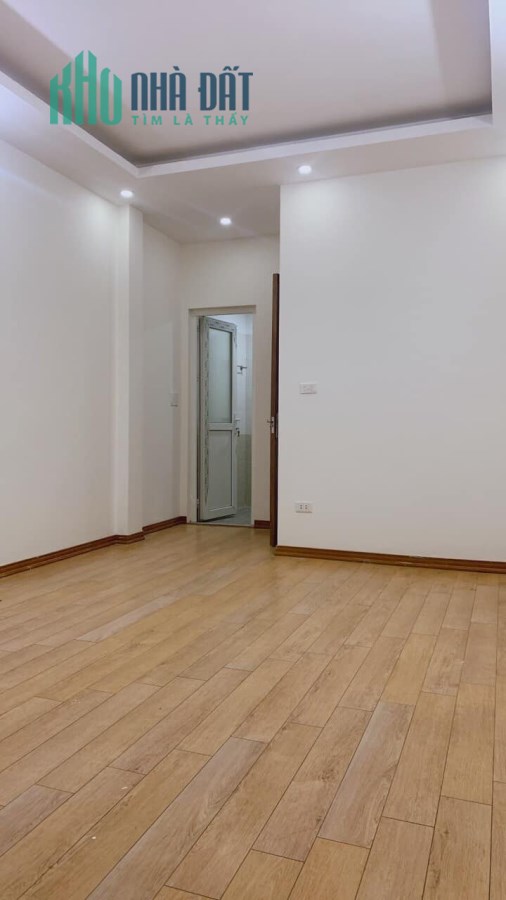 Chỉ 3,x tỷ có ngay căn nhà 5 tầng tại Mỹ Đình, nhà đầy đủ tiện ích