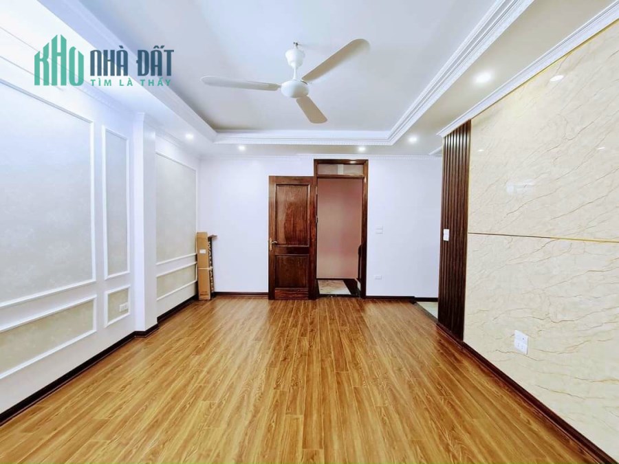 Nhanh tay có ngay căn  nhà 7 tầng, thang máy xịn xò tại Vương Thừa Vũ