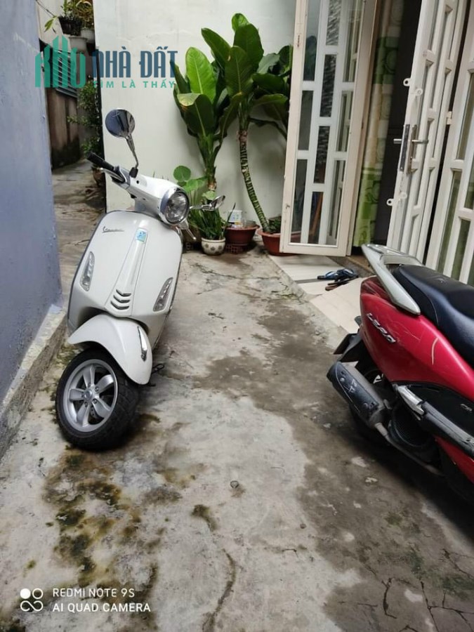 bán nhà quân bình thanh.4×12 giá 3ty 700.