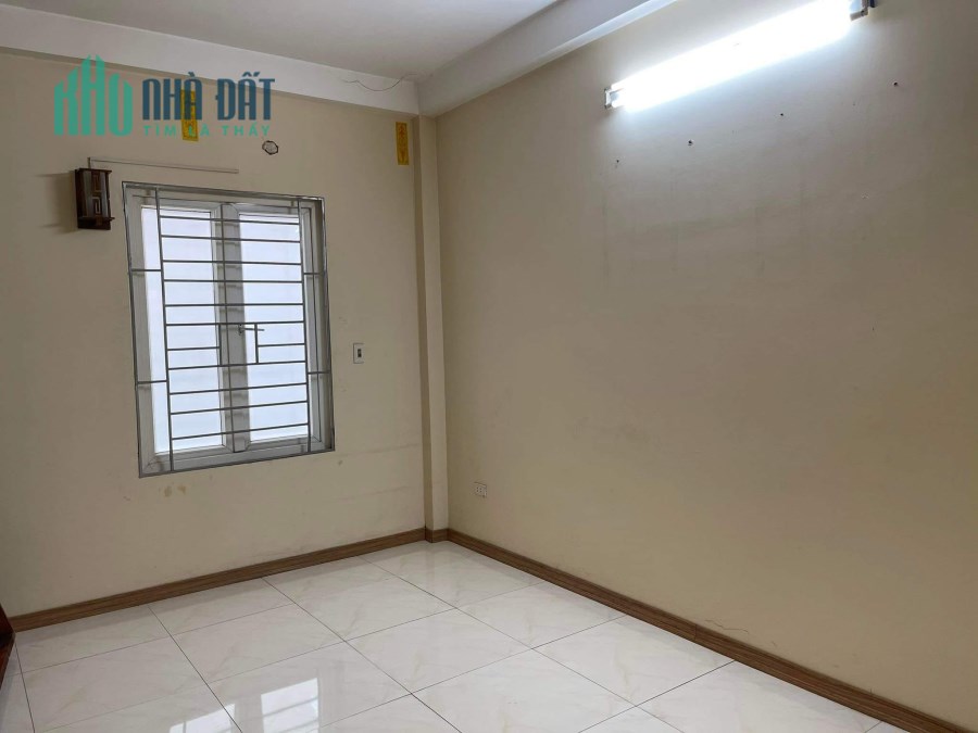 Bán nhà ngõ Trường Chinh, gần ĐH Y, 36m x 4T, chỉ 3.x tỷ
