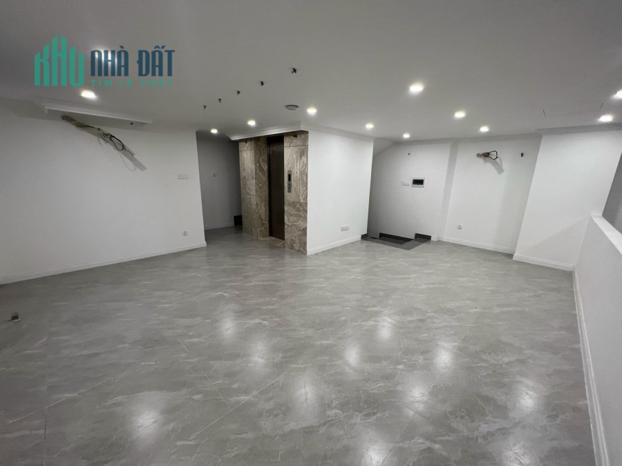 Chính chủ bán nhà đẹp mới xây, 2 Mặt tiền đường Ngô Quyền, Quận 10