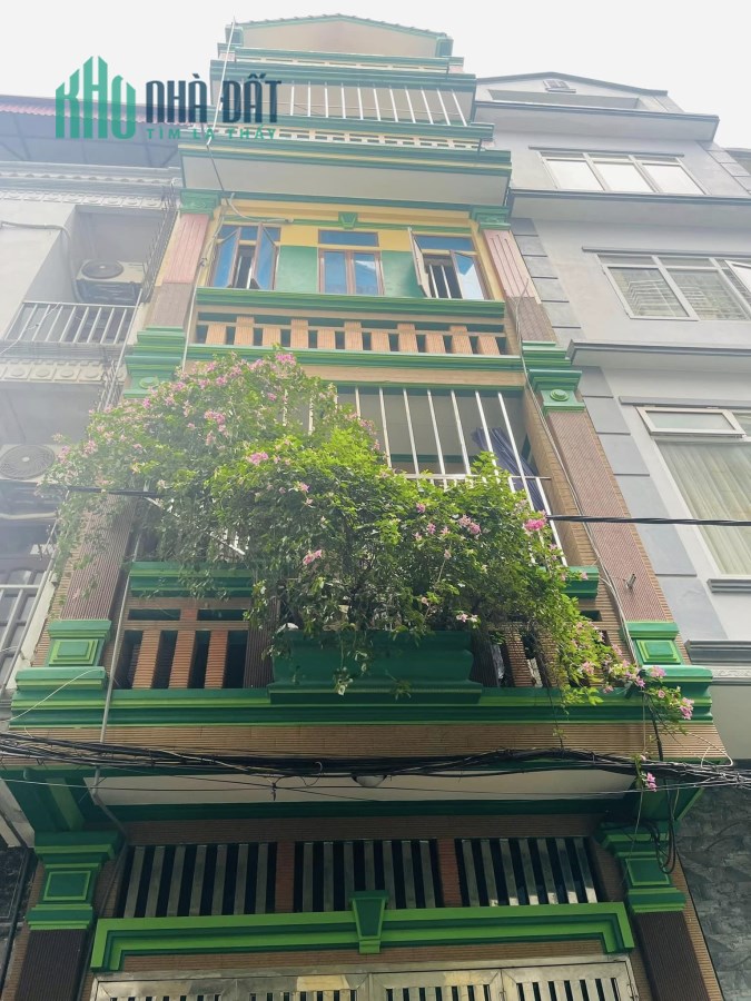 Bán  căn nhà 5 tầng tại Xuân La, chỉ 5p là đến hồ Tây