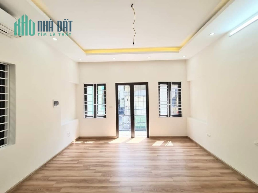 Căn nhà dân xây, 42m cực đẹp Mậu Lương Hà Đông, 2 thoáng, khách xem là cọc