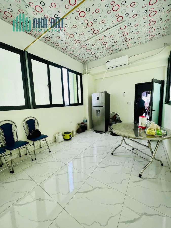 Căn nhà 6 tầng tại Bùi Xương Trạch, thích hợp cho thuê, lợi nhuận cao