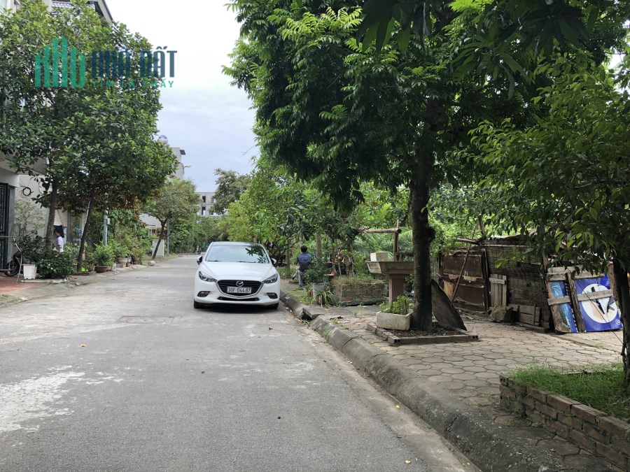 Bán đất tái định cư Trâu Quỳ đường 13m kinh doanh hay đầu tư đều ổn, DT 67m².