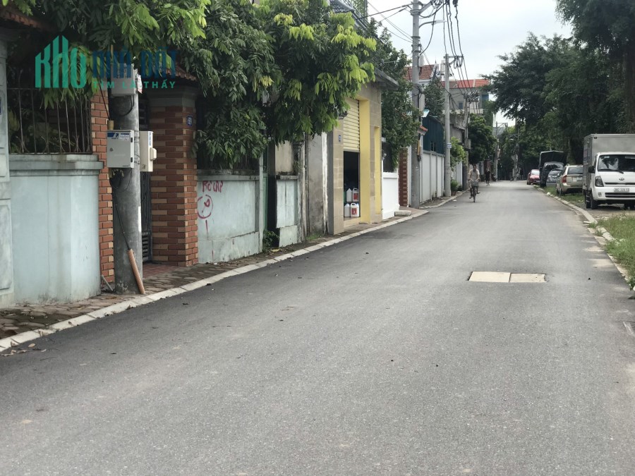 Chính chủ bán lô đất tại thôn Hoàng Long, xã Đặng Xá, Gia Lâm view hồ cực đẹp: