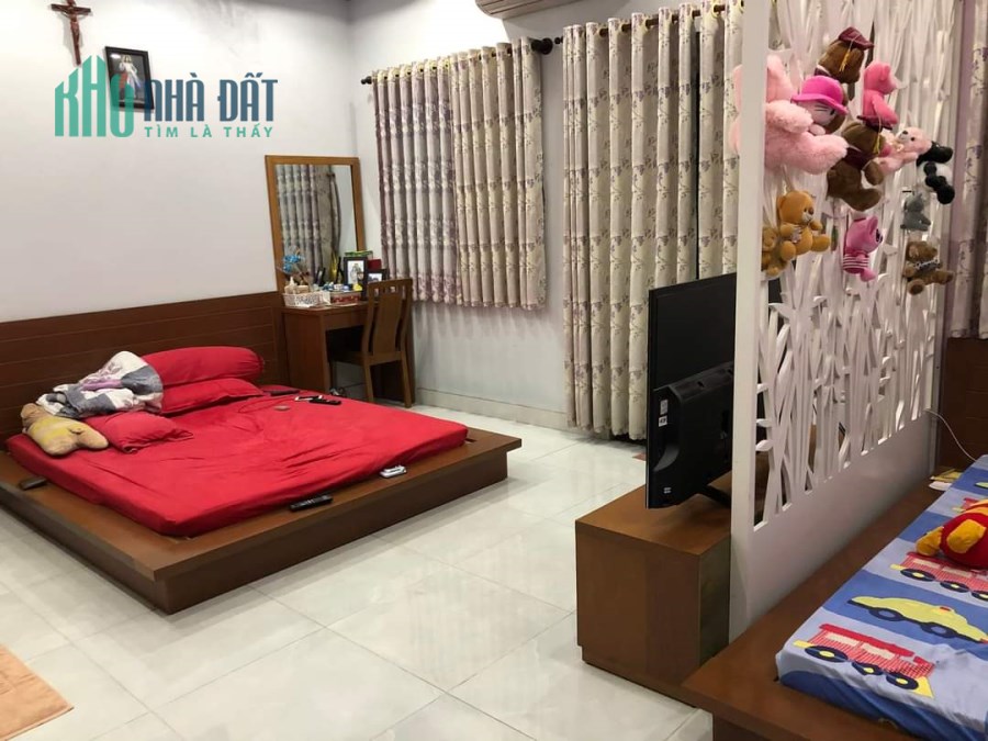 Bán Nhà Mặt Tiền Kinh Doanh Gò Dầu, Tân Phú, 74M2, Ngang Gần 5M, Nhỉnh 9 Tỷ TL.