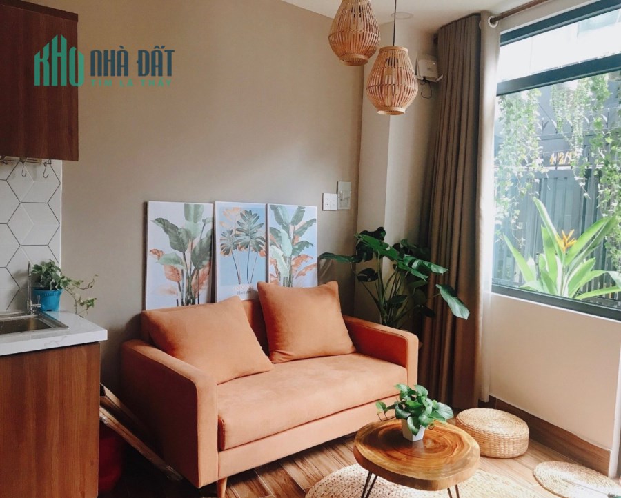 Bán nhà đường Sư Vạn Hạnh Quận 10 giá rẻ sát mặt tiền, 3 tầng, gần trung tâm