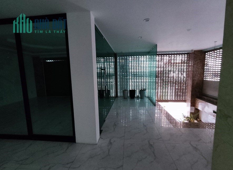 Bán Tòa nhà NGUYỄN KHANG CẦU GIẤY 155m2 x 7T x Mt 10M, Giá 23.3 Tỷ.