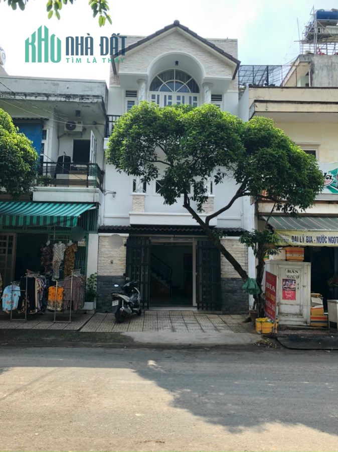 Bán nhà mặt tiền kinh doanh 2 lầu 1 trệt gần Aeon Tân Phú- Hồ Chí Minh