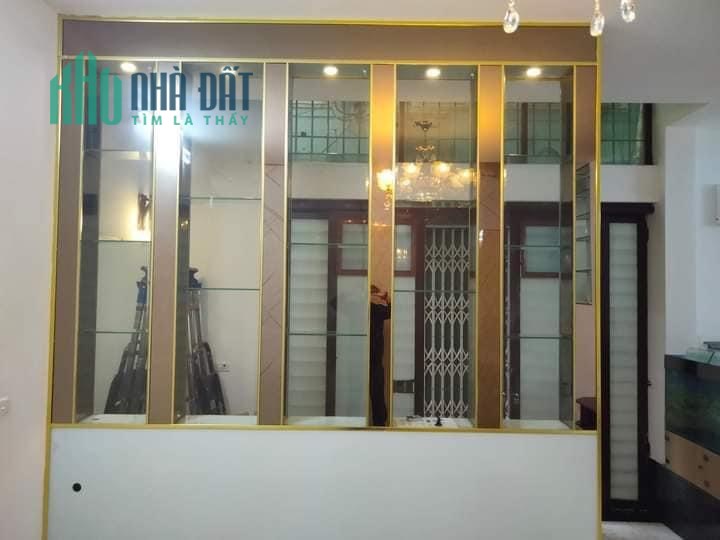Bán ngay nhà Mỹ Đình 56m2 , 4 tầng mặt tiền 5m , cách phố 40m , ngõ rộng