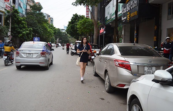 Cho thuê nhà phố VIP Nguyễn Thị Định, 180m, MT rộng 12m, giá hợp lý