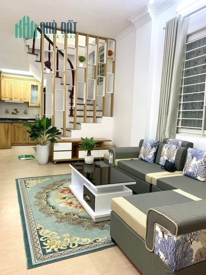 Bán nhà Mỹ Đình,sát phố,ngõ 3 gác phi,DT 48m2,mt 5m,5 tầng,nhỉnh 5 tỷ.
