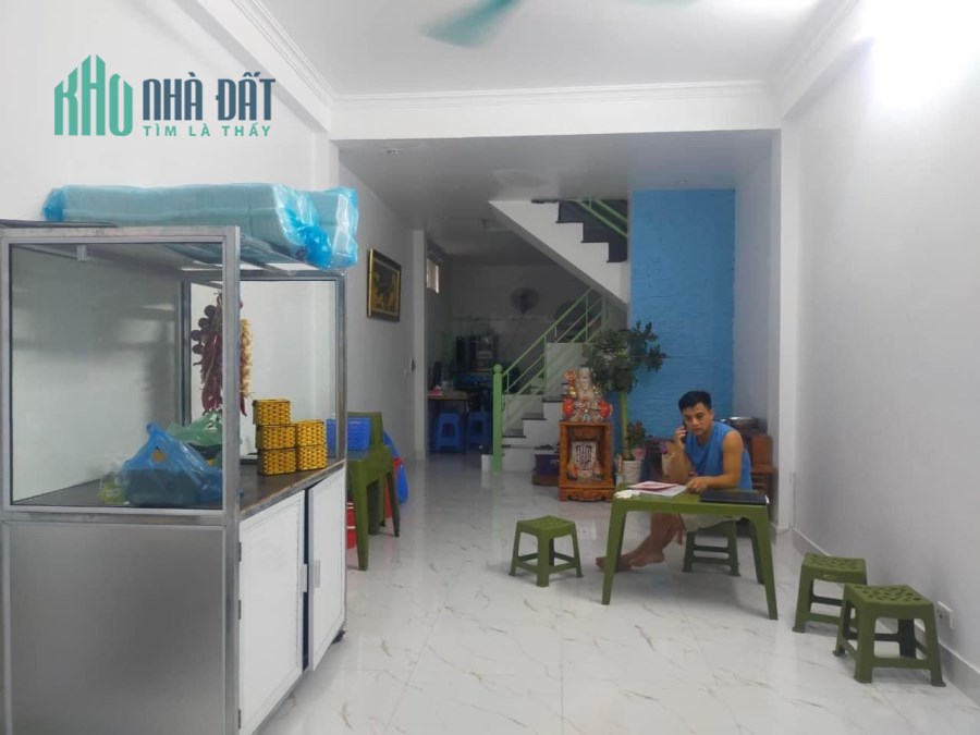 Bán ngay căn nhà 43m2 phố Hoàng Hoa Thám trung tâm quận Ba Đình