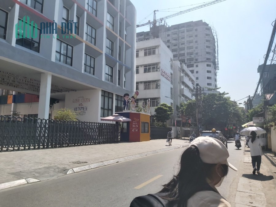 NHÀ ĐẸP PHÂN LÔ QUÂN ĐỘI TRIỀU KHÚC - Ô TÔ TRÁNH - 2 THOÁNG, KD VÔ ĐỊCH – VĂN PHÒNG SANG TRỌNG.
