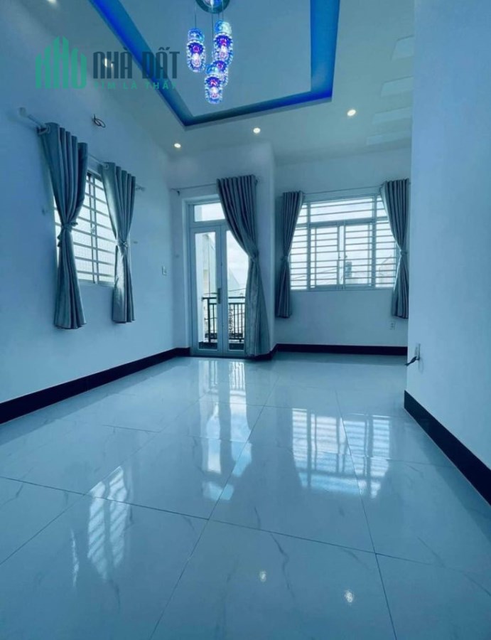 Bán Nhà Chính Chủ Quận 4 đường Bến Vân Đồn