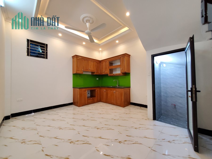 VUÔNG ĐÉT ĐÈN ĐẸT NHÀ MỚI 40m 5 TẦNG MỸ ĐÌNH – BV HỒNG NGỌC :